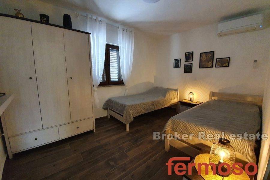 2043-35-010-2043-35-near-zadar-stone-house-with-pool-for-sale