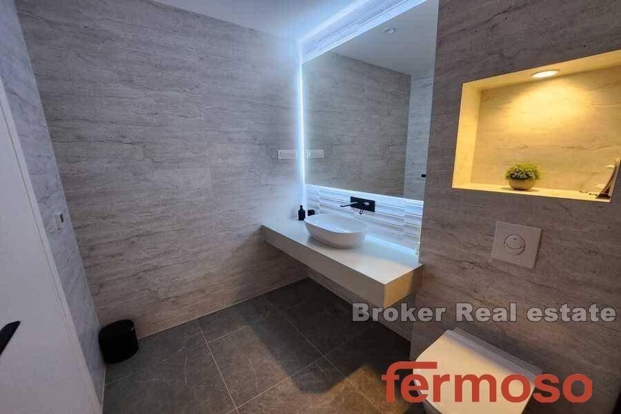 2021-301-011-2021-301-Kastela-modern-villa-with-pool-for-sale