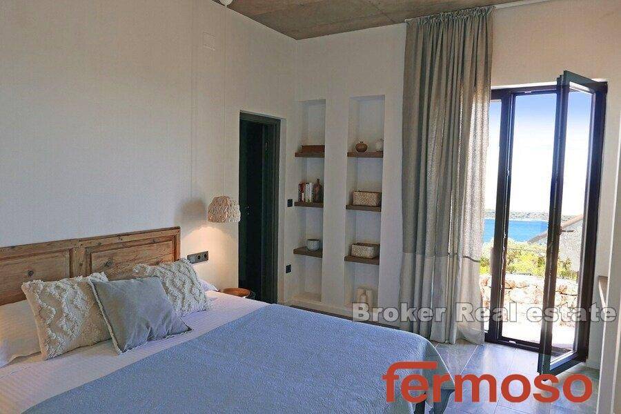 2021-358-016-2021-358-island-vis-modern-villa-with-sea-view-for-sale