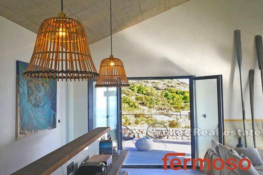 2021-358-011-2021-358-island-vis-modern-villa-with-sea-view-for-sale