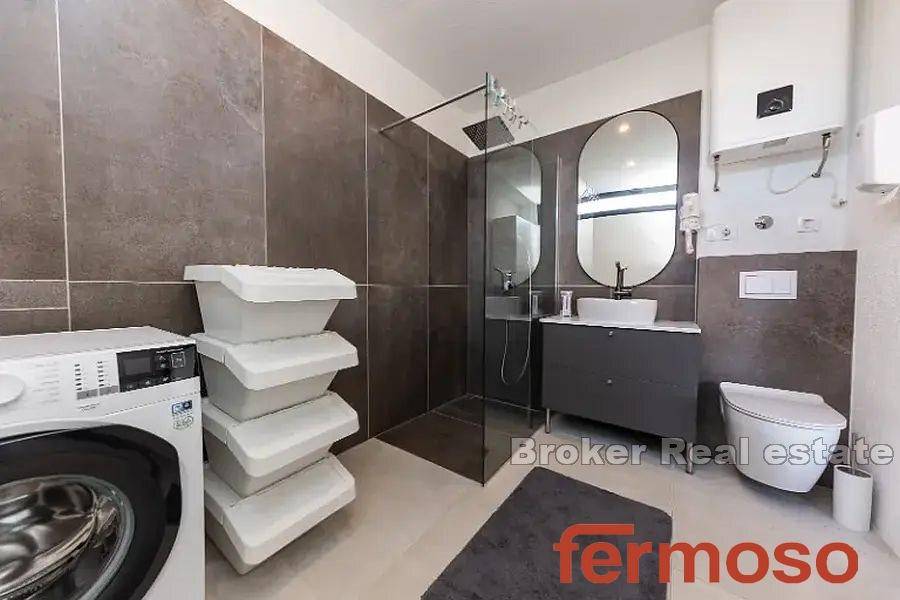 2031-99-013-2031-99-Ciovo-apartment-with-pool-for-sale