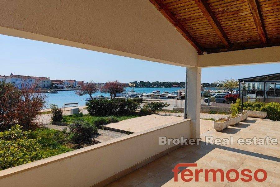 2021-40-004-2021-40-Zadar-Apartment-house-near-the-sea-for-sale