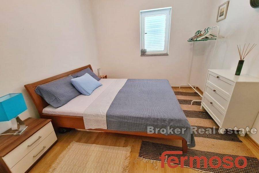 2030-63-005-2030-63-Rogoznica-apartment-near-the-sea-for-sale