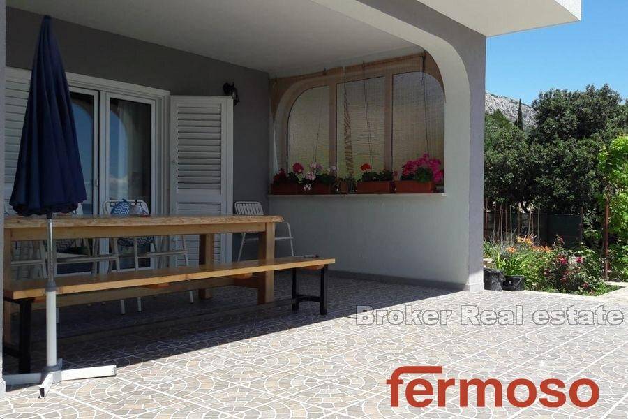 2016-476-008-2016-476-Omis-three-bedroom-apartment-with-sea-view-for-sale1