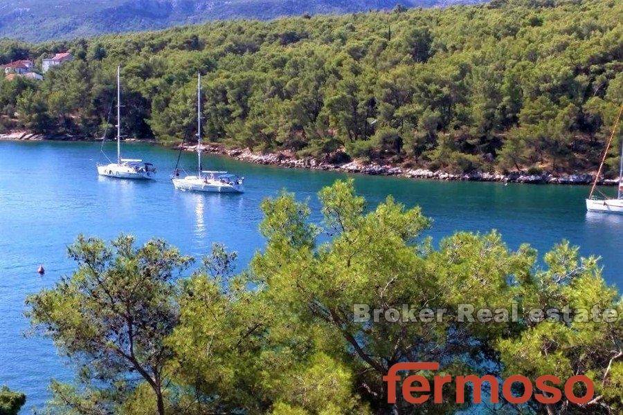 2029-31-012-2029-31-island-hvar-seafront-apartment-house-for-sale