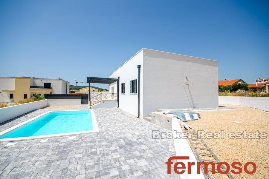 2013-159-04-2013-159-Vodice-house-swimming-pool-for-sale