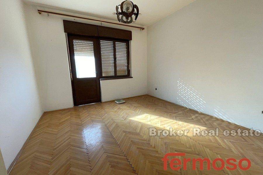 2036-09-007-2036-09-near-trogir-house-for-renovation-for-sale1