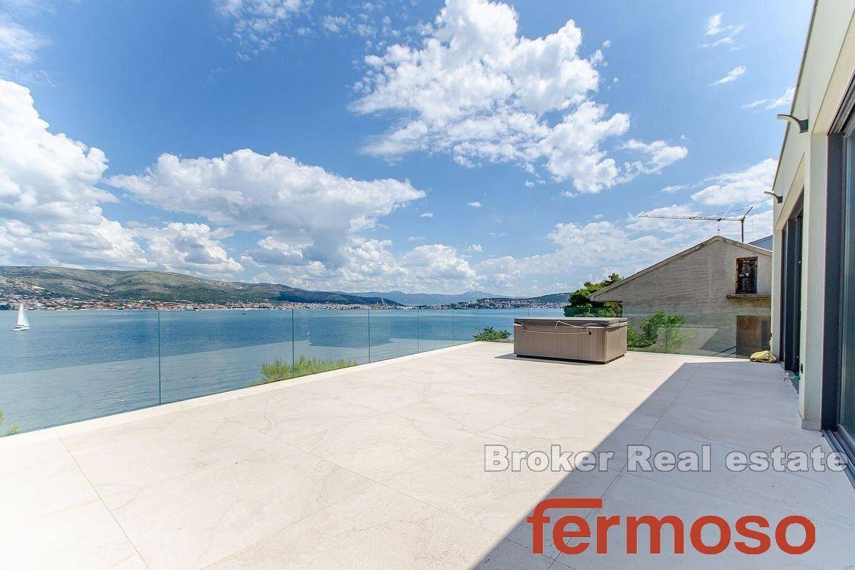 016-5030-30-island-ciovo-newly-built-villa-with-pool-for-sale