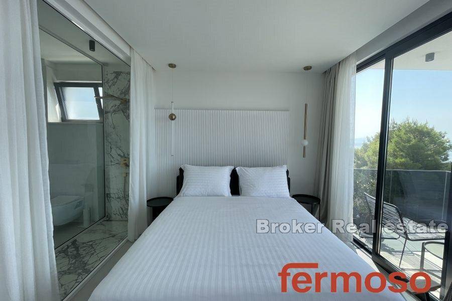 2035-93-008-2035-93-Ciovo-Luxury-villa-with-sea-view-for-sale