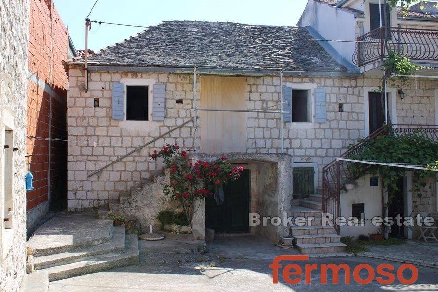 2031-45-006-2031-45-Ciovo-stone-house-for-sale