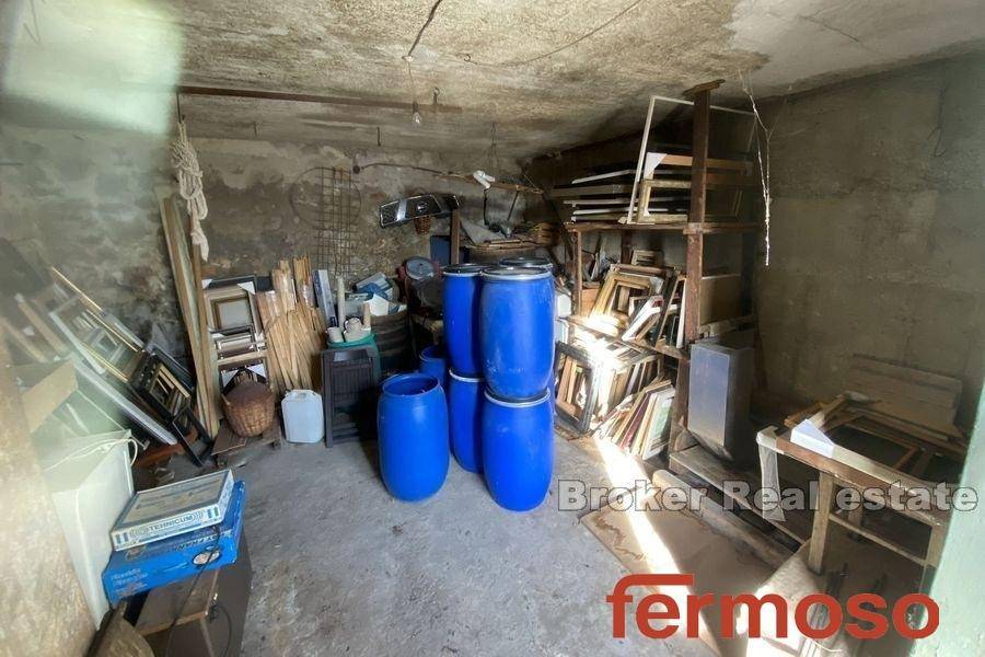 2043-51-014-2043-51-omis-stone-house-with-sea-view-for-sale