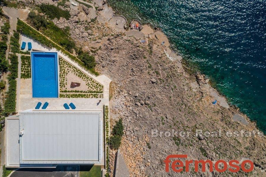 2018-198-020-2018-198-Zadar-house-first-row-to-the-sea-for-sale1