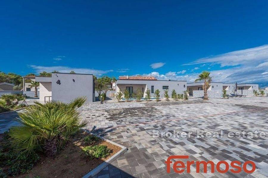 2018-228-019-2018-228-Vir-resort-villas-with-pool-for-sale