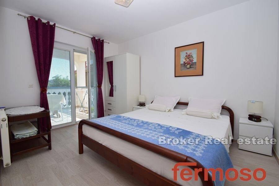 2029-36-011-2029-36-near-sibenik-apartment-house-first-row-to-the-sea-for-sale