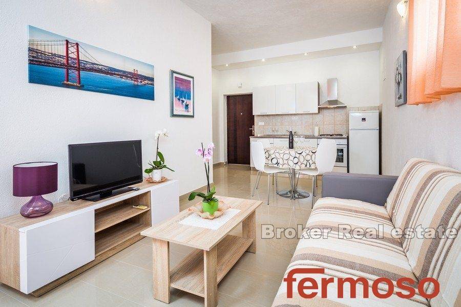 5279-30-003-5279-30-near-split-apartment-house-with-sea-view-for-sale