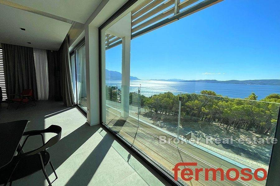 2030-37-002-2030-37-Omis-Villa-with-pool-for-sale