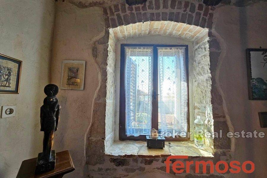 1014-22-011-1014-22-Porec-stone-house-for-sale