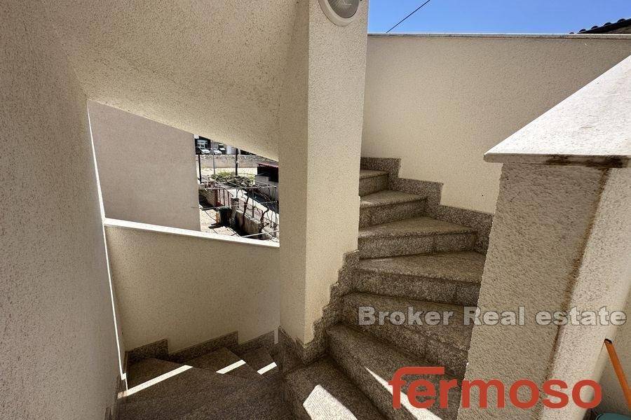 2036-67-016-2036-67-Rogoznica-house-for-sale