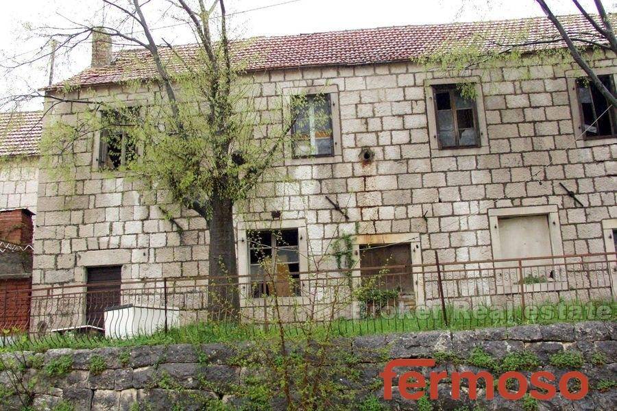 4787-30-003-4787-30-near-Omis-stone-house-for-sale