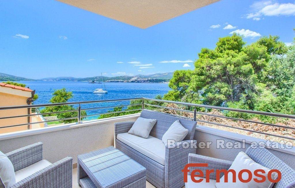 005-2035-164-island-ciovo-Luxury-villa-with-panoramic-sea-view-for-sale