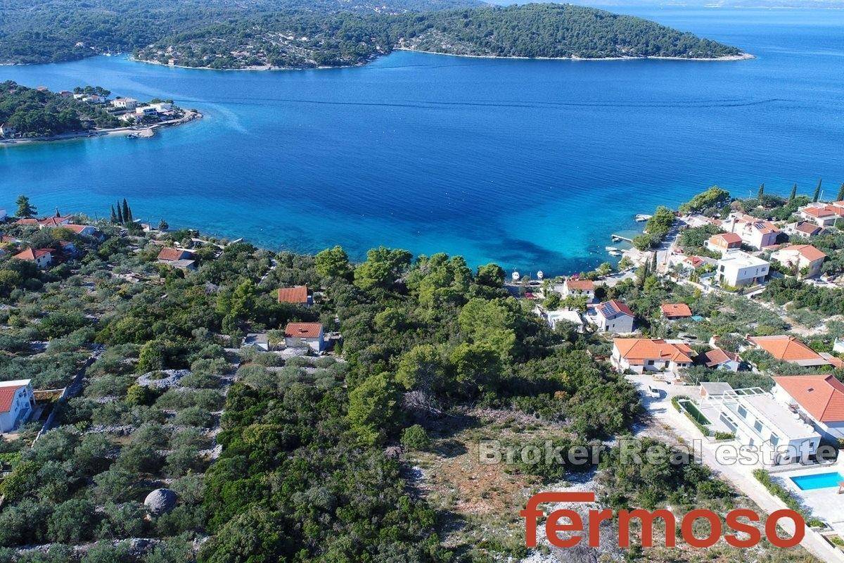 003-2031-111-Island-of-Solta-Building-land-with-a-sea-view-for-sale