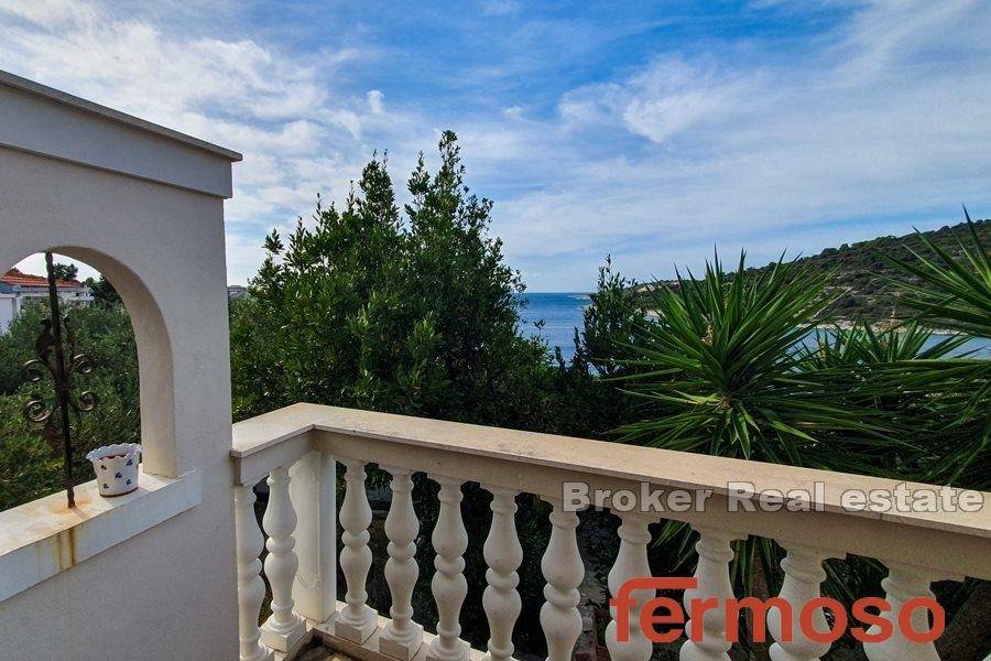 2037-53-005-2037-53-Rogoznica-two-story-house-with-a-sea-view-for-sale