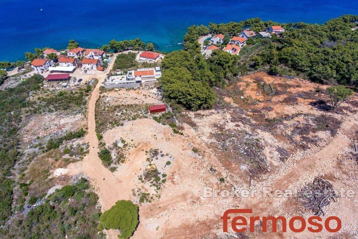 005-2016-614-island-hvar-spacious-building-plot-for-sale