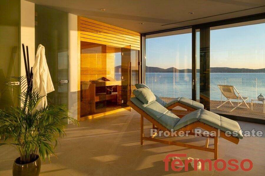 2021-362-013-2021-362-near-zadar-luxury-villa-first-row-to-the-sea-for-sale