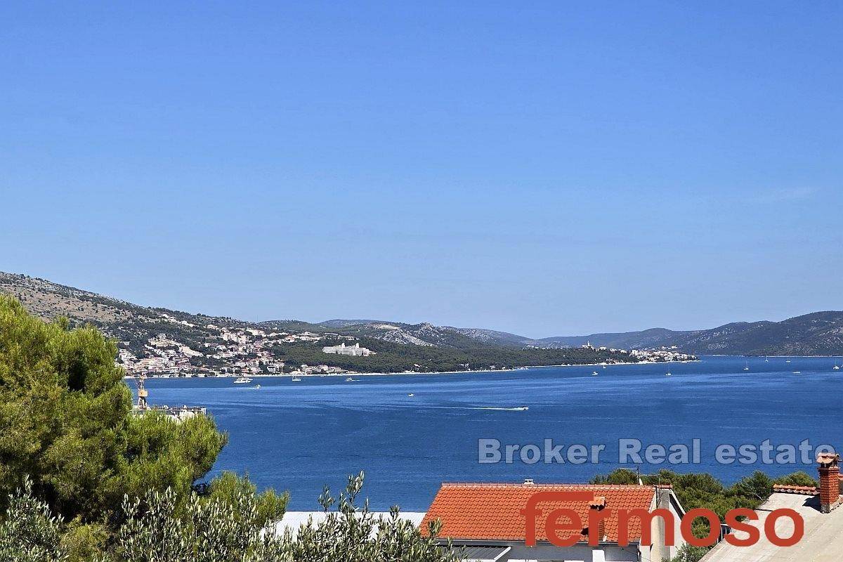 002-2046-09-Island-of-Ciovo-Building-land-with-a-sea-view-for-sale