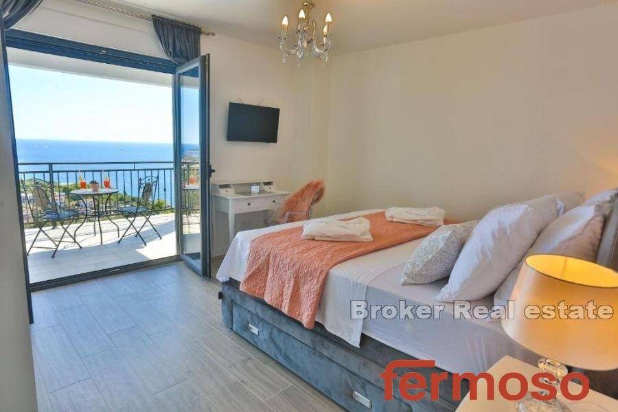 2043-65-006-2043-65-Rogoznica-Villa-with-sea-view-for-sale