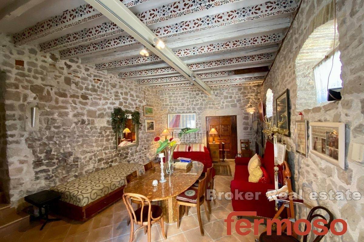 012-2021-382-sibenik-residential-commercial-premises-for-sale