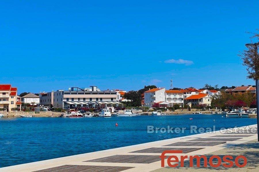 2021-40-002-2021-40-Zadar-Apartment-house-near-the-sea-for-sale