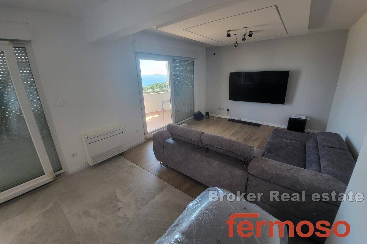 003-2047-05-Split-Pazdigrad-Modern-apartment-with-a-sea-view-for-sale