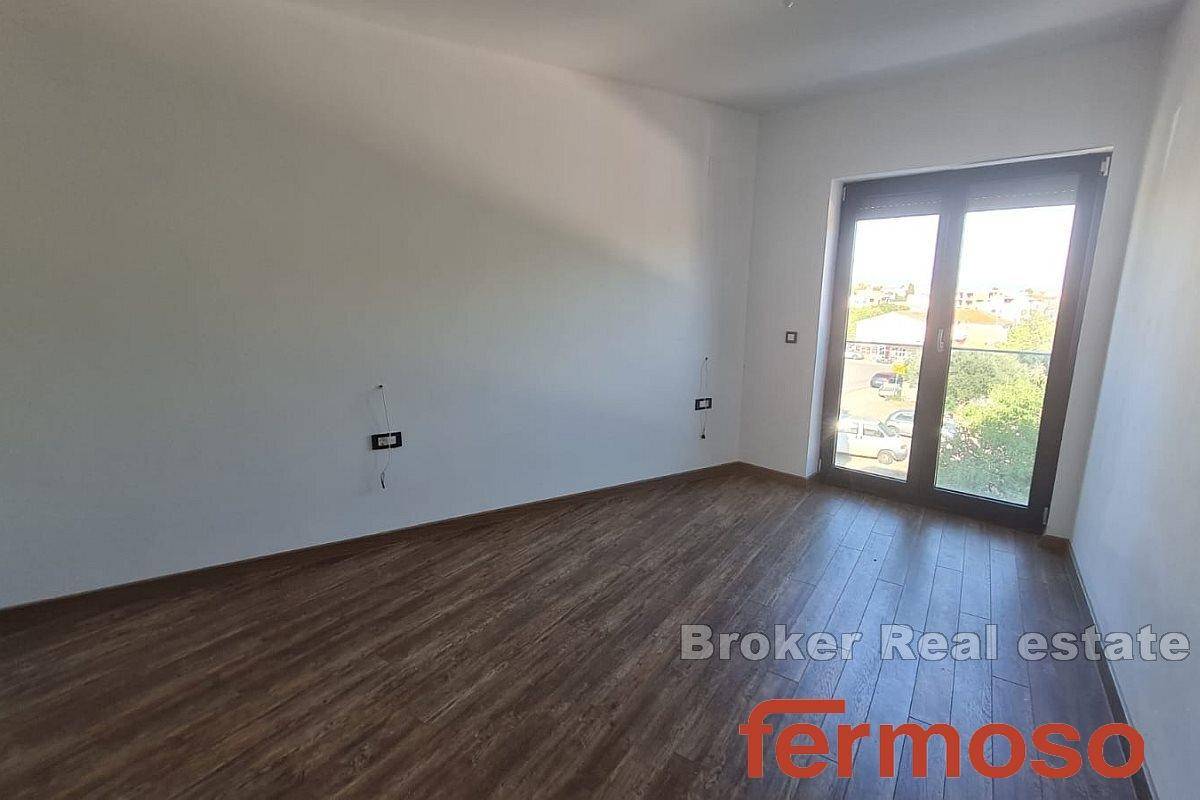 002-5311-30-Vodice-Two-bedroom-apartment-for-sale