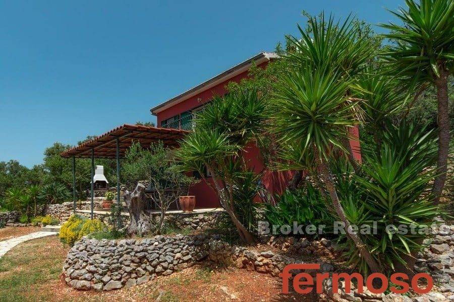 2021-370-004-2021-370-trogir-house-first-row-to-the-sea-for-sale