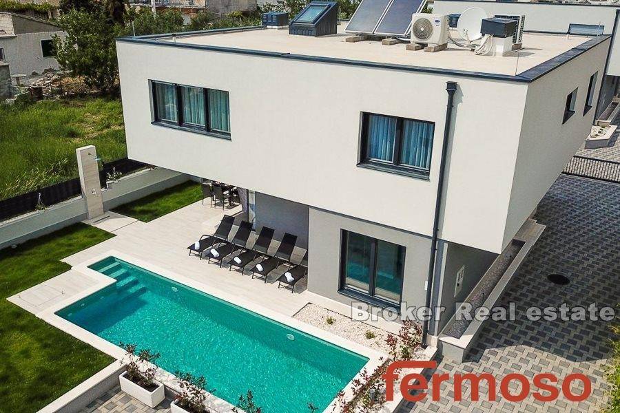 2019-88-04-2019-88-Kastela-villa-new-build-for-sale