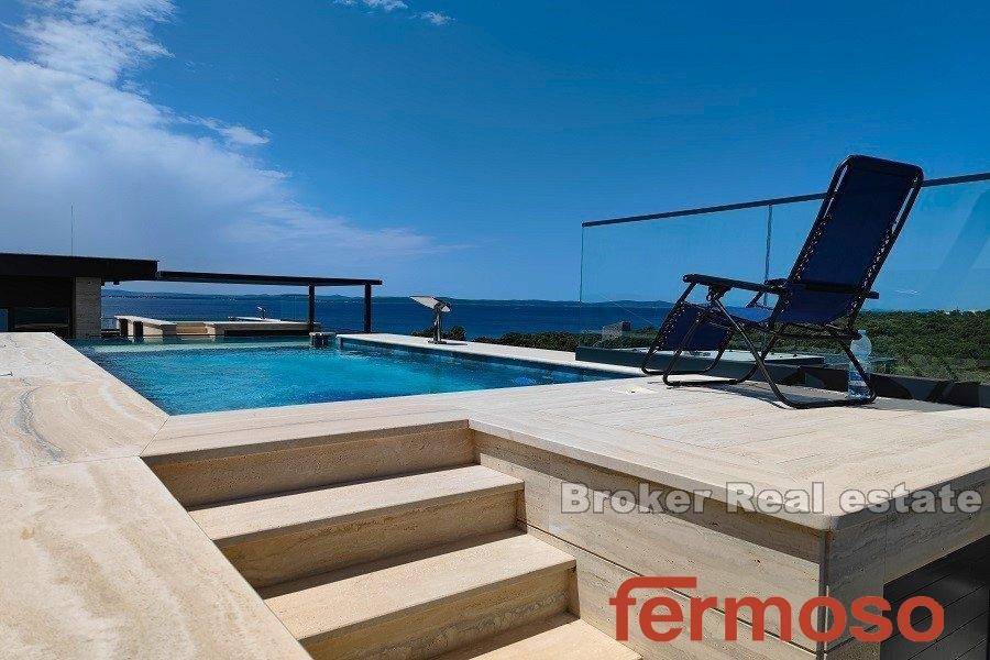 2021-351-002-2021-351-zadar-luxury-penthouse-with-pool-for-sale