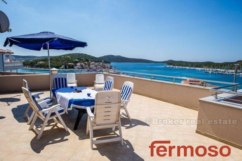 2014-19-Croatia-Real-estate-Beautifull_and_luxury_villa_200m_from_the_sea_for_sale7