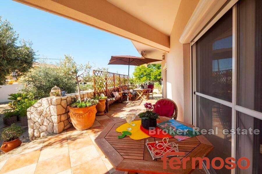 2021-331-007-2021-331-Zadar-apartment-villa-wiht-pool-for-sale