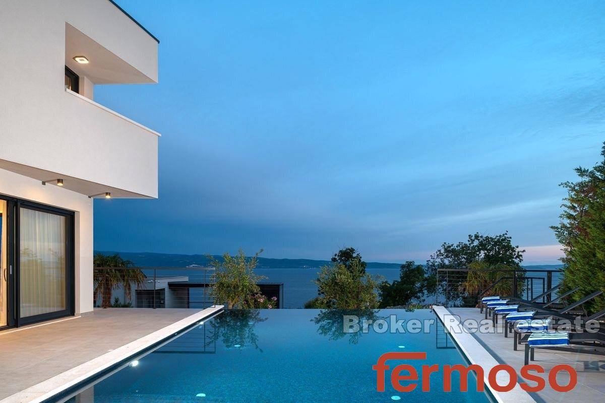 016-001-2022-343-near-split-villa-with-pool-and-sea-view-for-sale