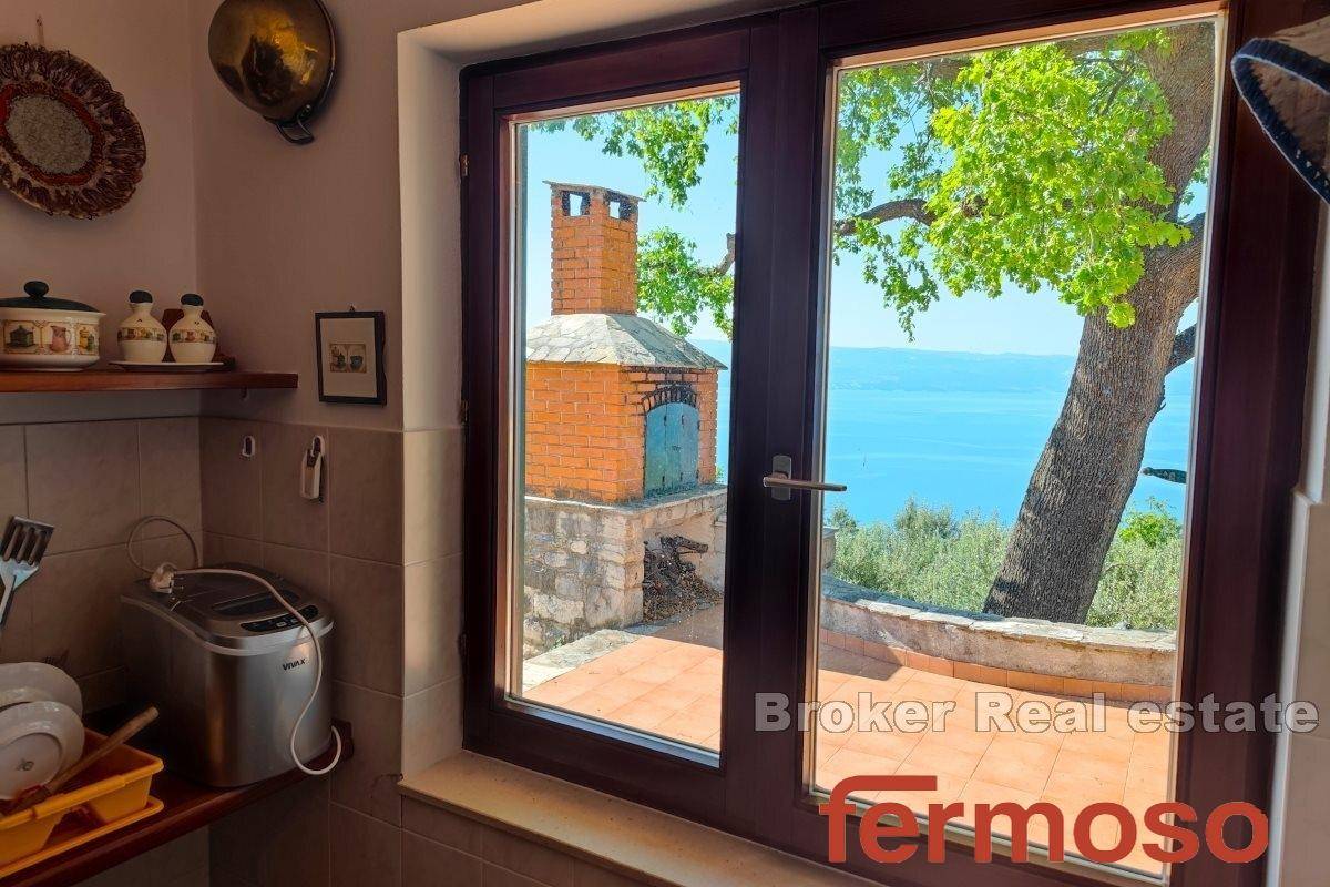 012-2021-375-Omis-Stone-house-with-a-sea-view-for-sale