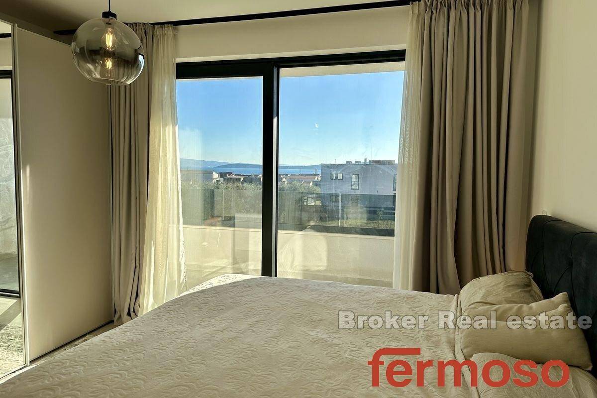 010-2031-113-kastela-modern-house-with-sea-view-for-sale