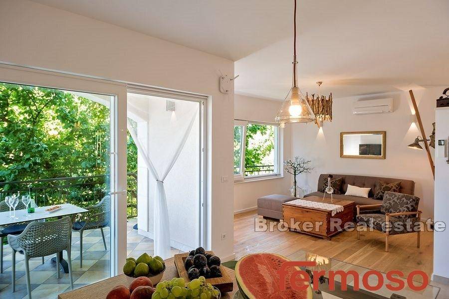 2030-43-008-2030-43-Trogir-house-with-sea-view-for-sale