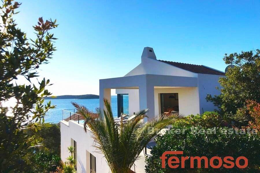 2021-358-003-2021-358-island-vis-modern-villa-with-sea-view-for-sale