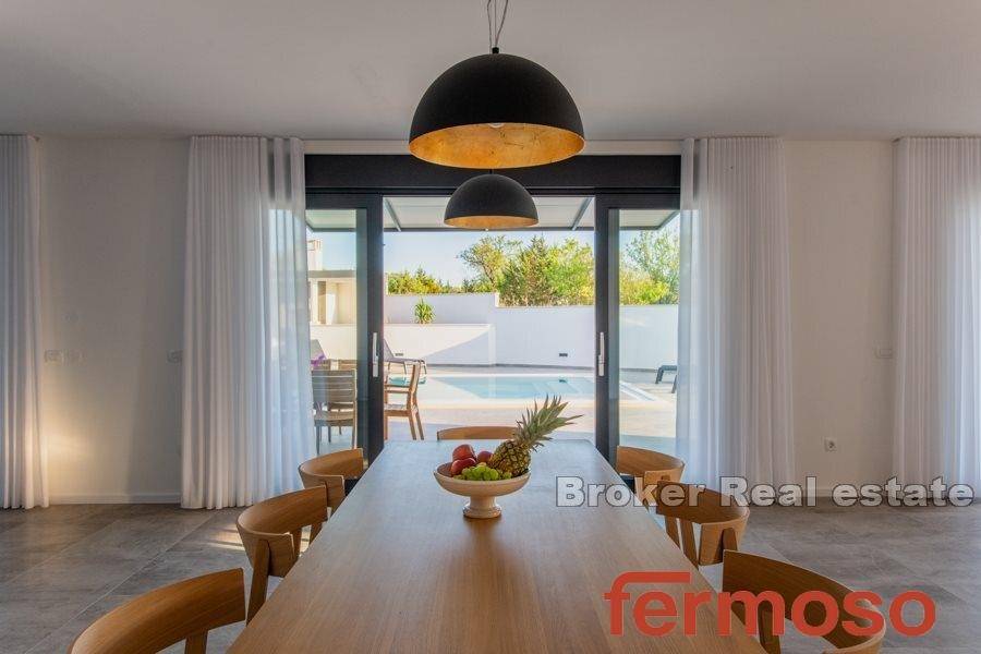 4830-30-13-4830-30-Brac-villa-sea-view-for-sale