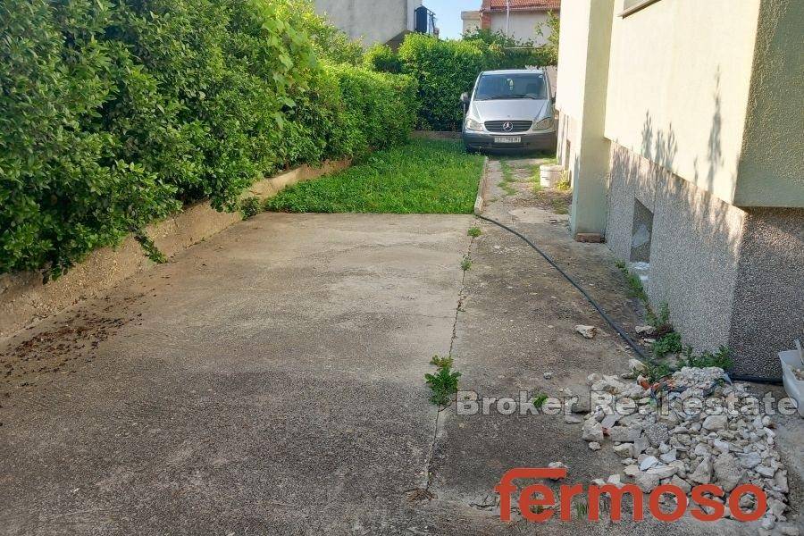 2031-81-009-2031-81-Kastela-comfortable-apartment-in-a-great-location-for-sale