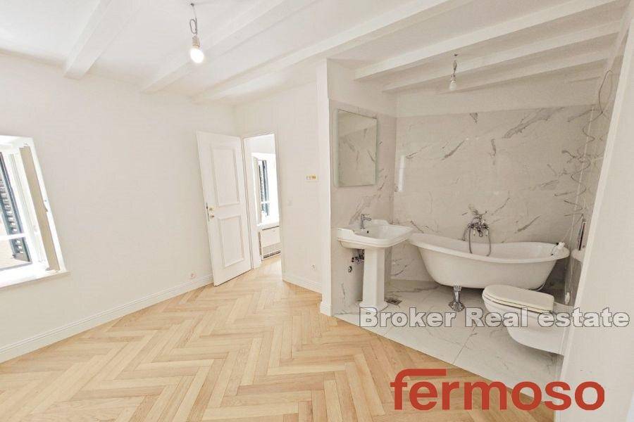 1018-01-005-1018-01-dubrovnik-house-for-sale