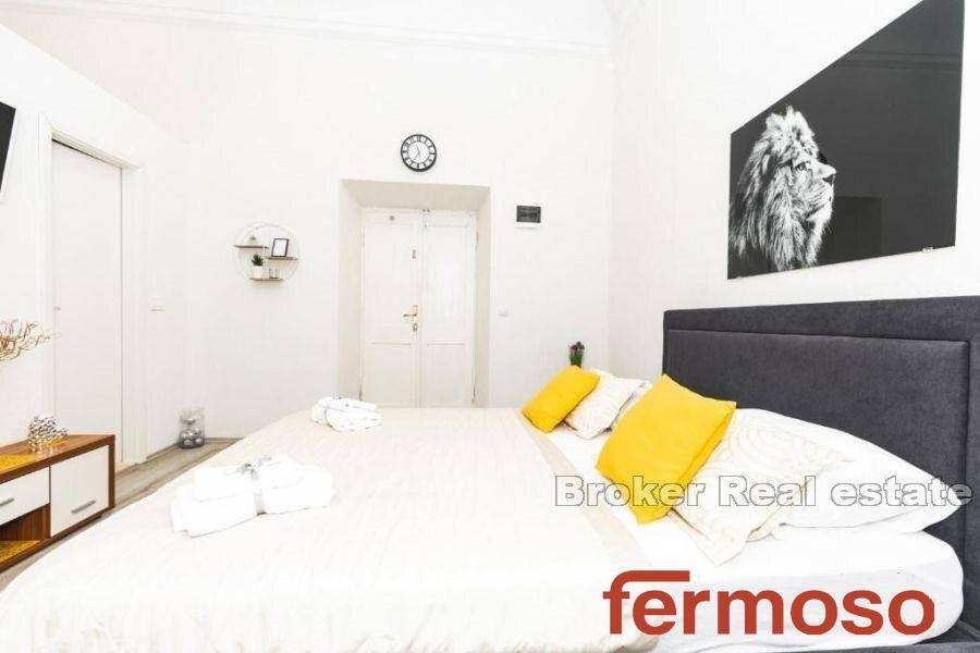 1018-05-009-1018-05-dubrovnik-apartmenst-in-city-centre-for-sale