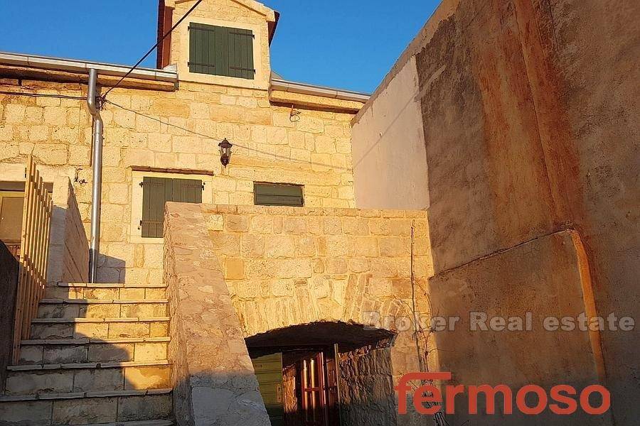 2015-78-Croatia-Property-Renovated_stone_house_for_sale2