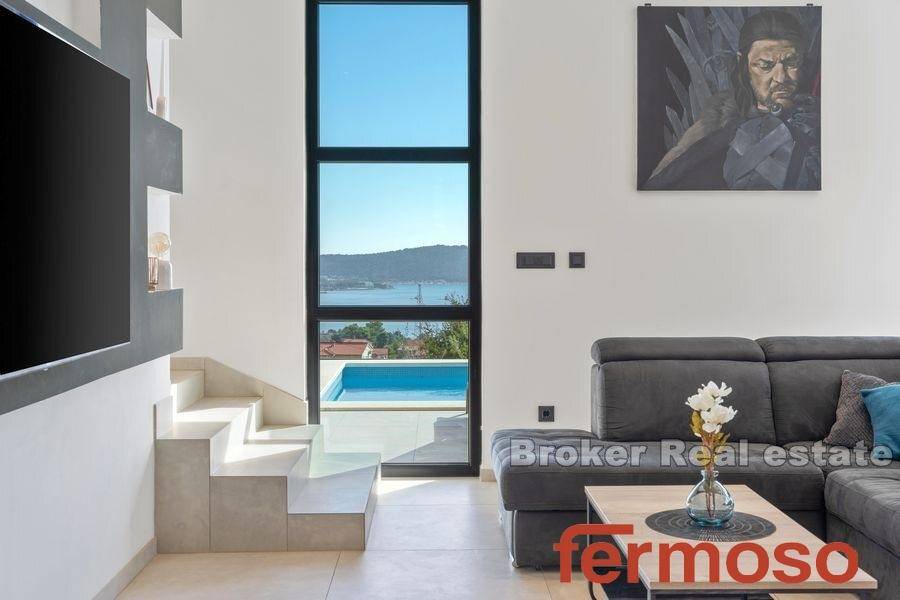 2022-377-011-2022-377-kastela-modern-villa-with-sea-view-for-sale